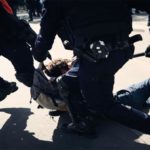 Faire front contre les violences policières