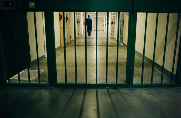 Coronavirus : libérations pour les détenus en fin de peine à la prison de Villepinte