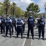 Loi sécurité globale en partie censurée : les policiers municipaux de Nice jettent leurs menottes