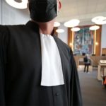 Des avocats apportent leur soutien aux magistrats et greffiers, dénonçant une « justice sacrifiée »